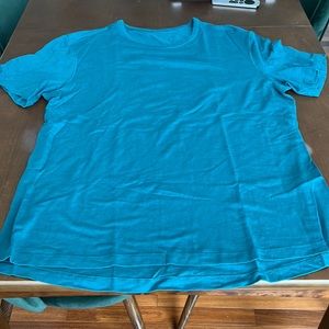 🍋 Lululemon shirt